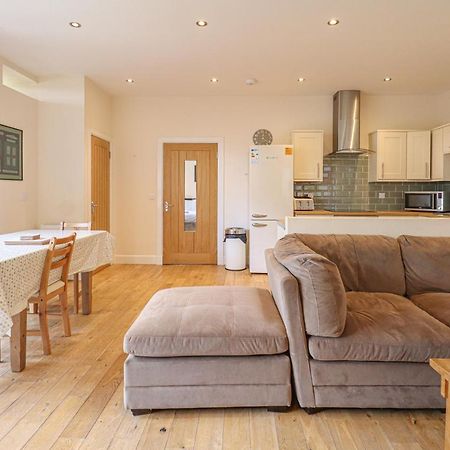 Fantastic Cottage In Loch Lomond National Park アレクサンドリア エクステリア 写真