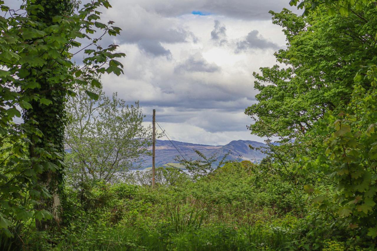 Fantastic Cottage In Loch Lomond National Park アレクサンドリア エクステリア 写真